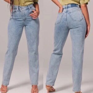 Abercrombie & Fitch Curve Love The 90's Straight Ultra High Rise Jeans Size 18